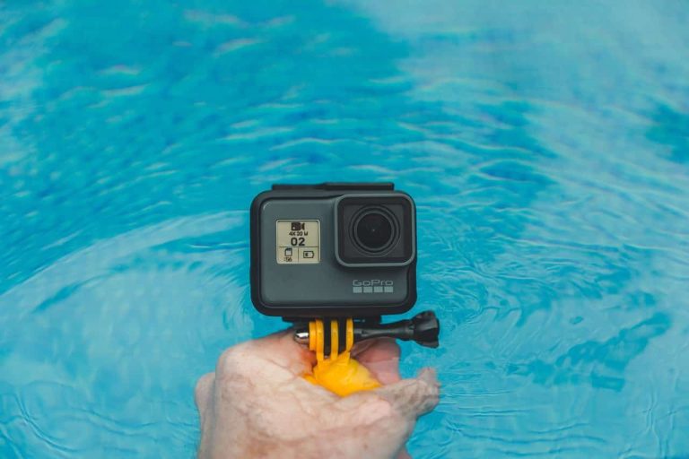 Är GoPro kameror vattentäta?